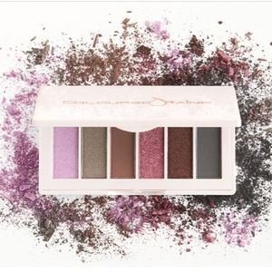 Vineyard Soiree Eyeshadow Pallette NWT